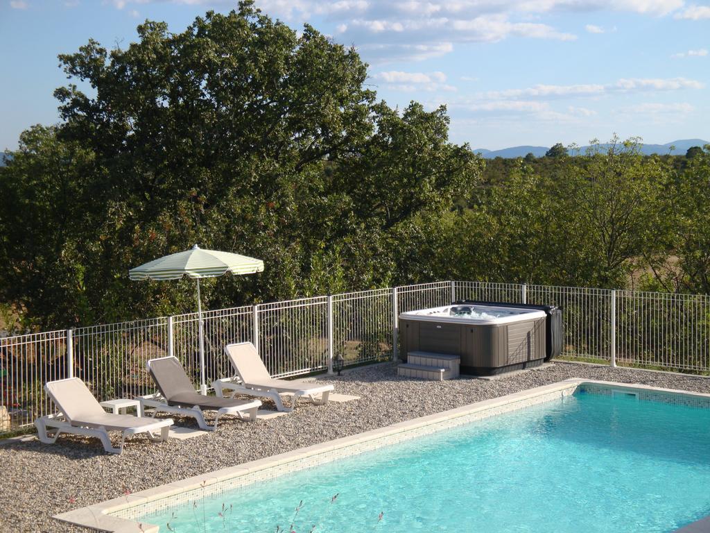 Les Villas De Perret Joyeuse Pokój zdjęcie