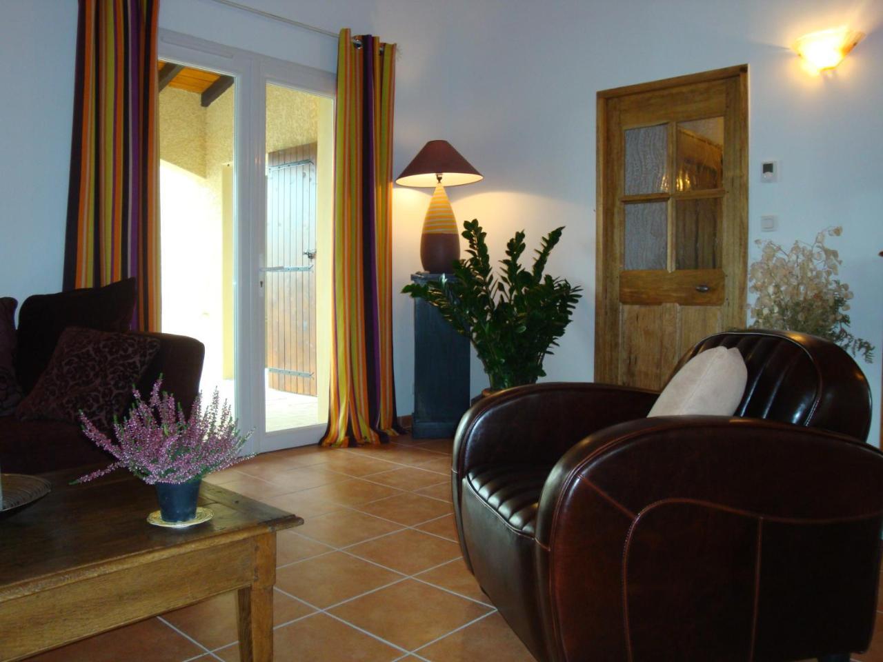 Les Villas De Perret Joyeuse Zewnętrze zdjęcie